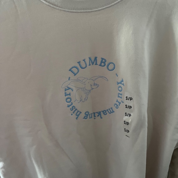 Uniqulo Dumbo Sweater - Picture 3 of 3